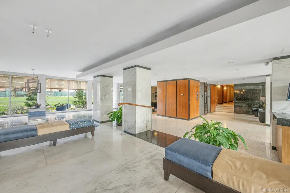 166-25 powells cove blvd #15G Beechhurst, NY 11357