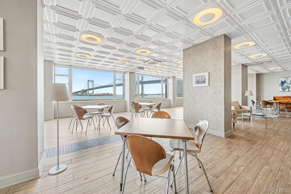 166-25 powells cove blvd #15G Beechhurst, NY 11357