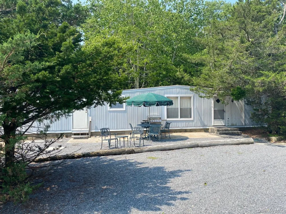 2450 Main Road Laurel, NY 11948