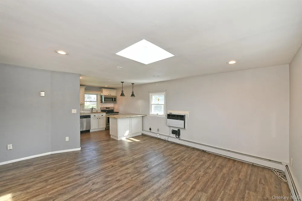 3679 Lark Street Levittown, NY 11756