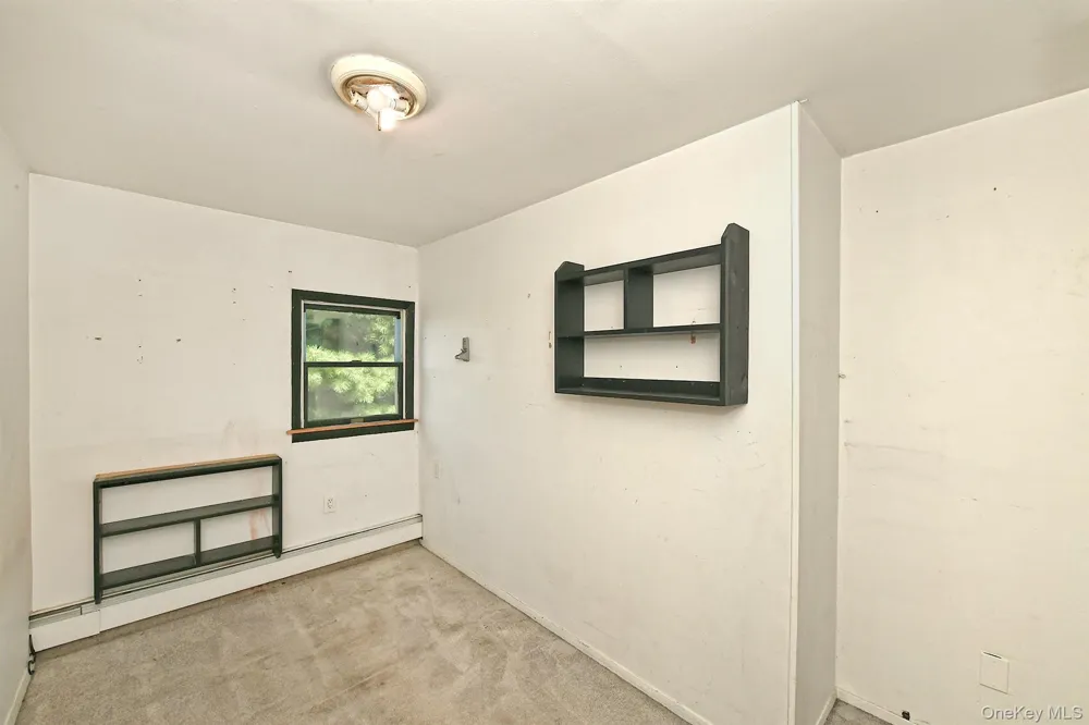 3679 Lark Street Levittown, NY 11756