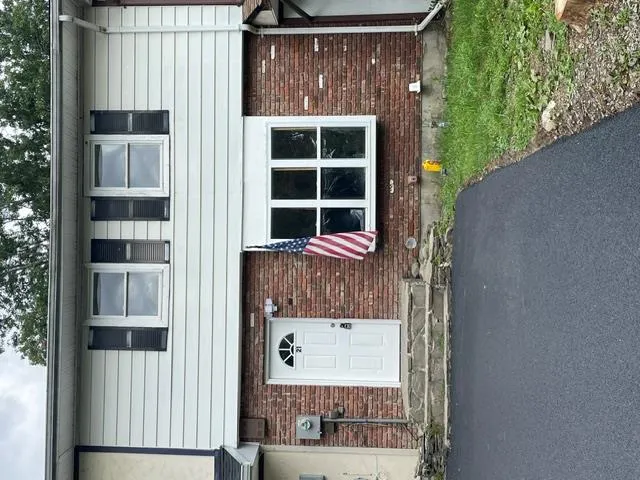 21 Black Stallion Court Middletown, NY 10940