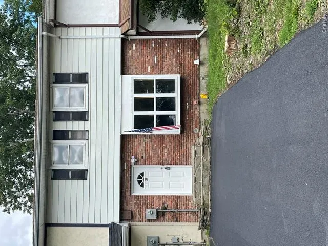 21 Black Stallion Court Middletown, NY 10940