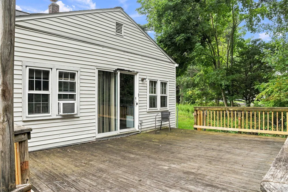 9 Kinderhook Drive Poughkeepsie, NY 12603