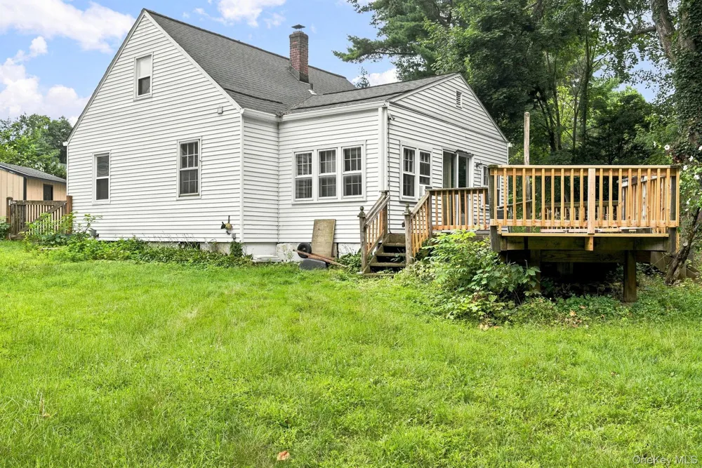 9 Kinderhook Drive Poughkeepsie, NY 12603