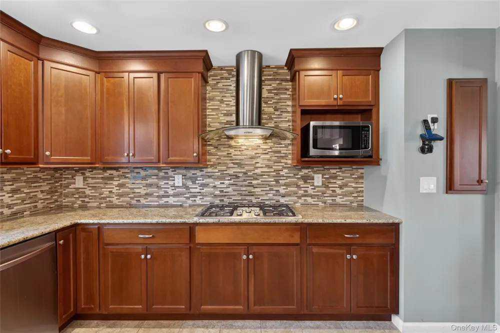 5 Columbia Circle Highland Mills, NY 10930