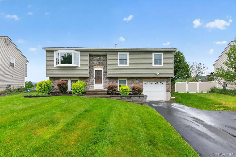 5 Columbia Circle Highland Mills, NY 10930