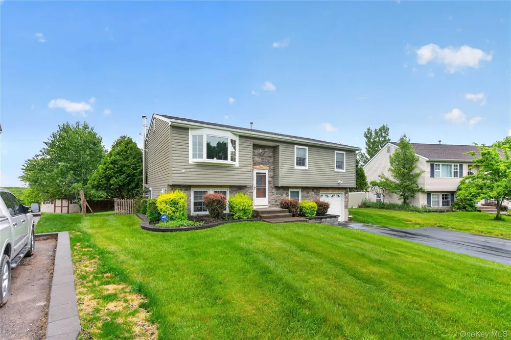 5 Columbia Circle Highland Mills, NY 10930