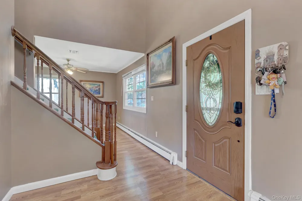 18 Aster Avenue Holtsville, NY 11742