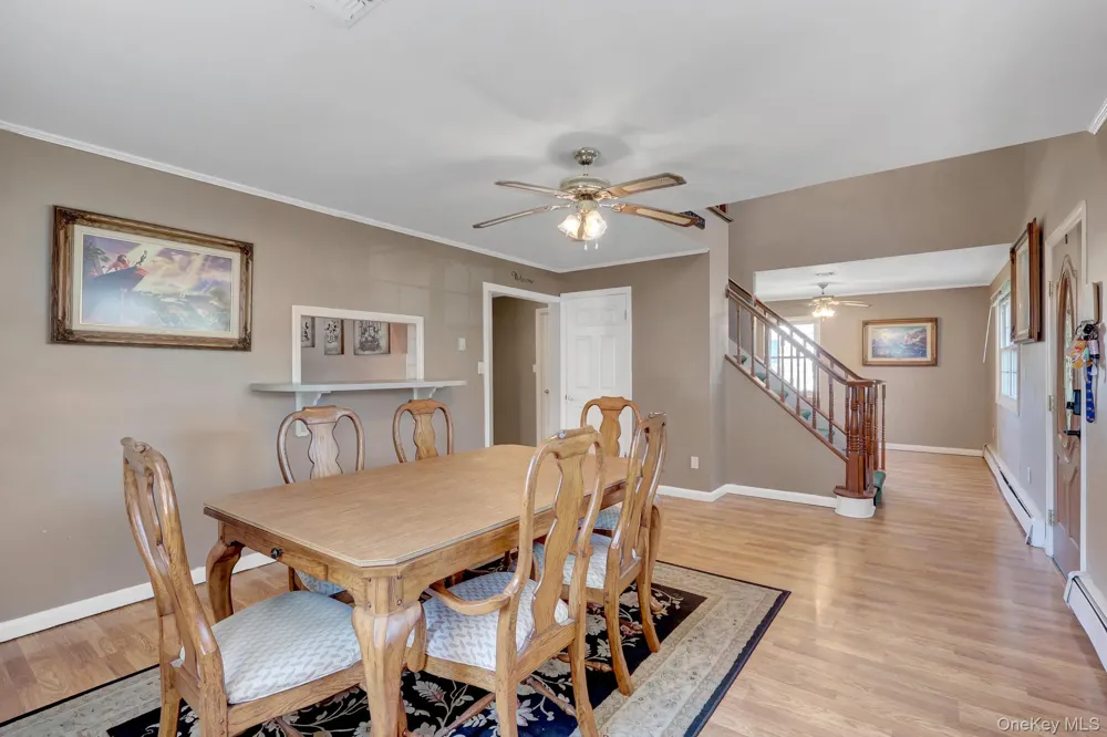 18 Aster Avenue Holtsville, NY 11742