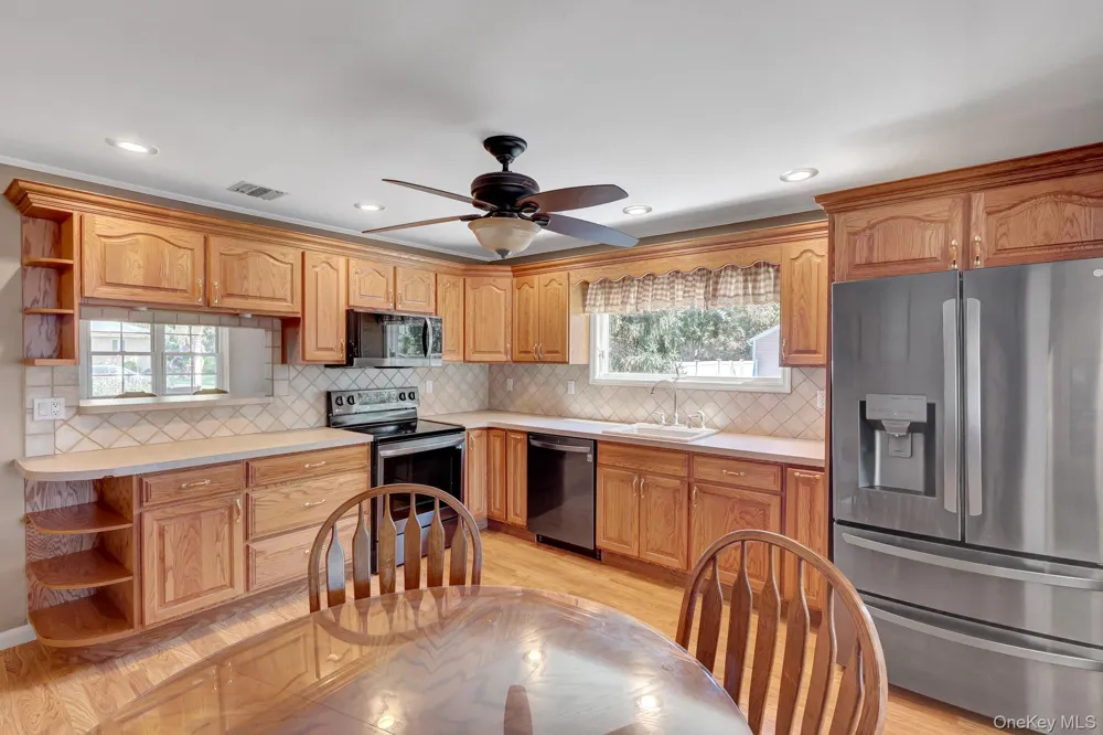 18 Aster Avenue Holtsville, NY 11742