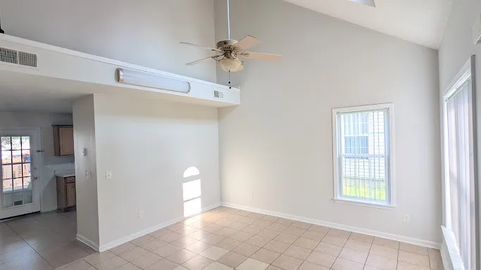 4041 Margo Cir La Vergne, TN 37086