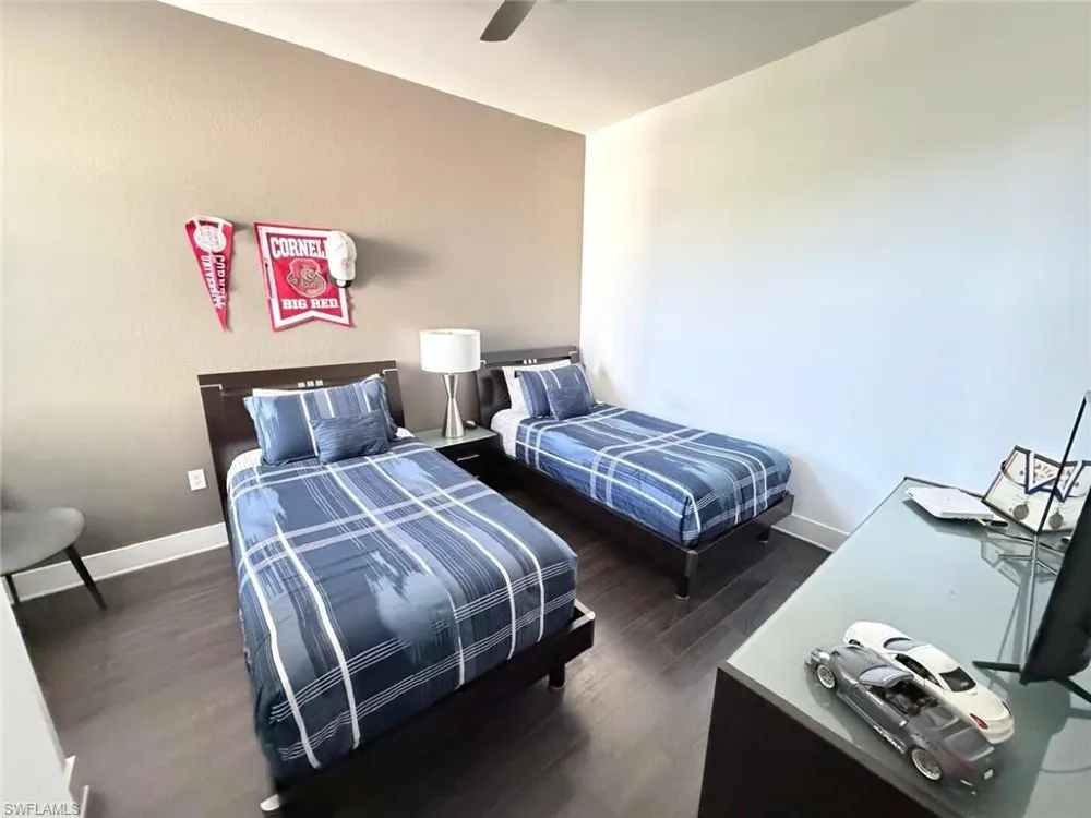 7317 Bristol Circle Naples, FL 34120