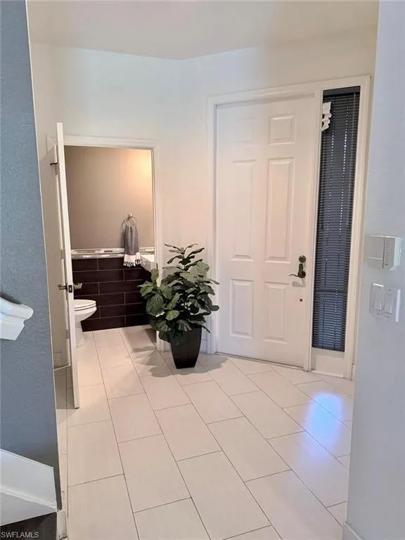 7317 Bristol Circle Naples, FL 34120