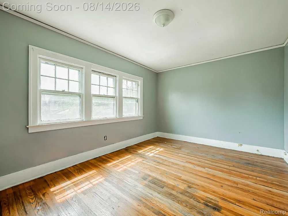 348 Monterey Street Highland Park City, MI 48203