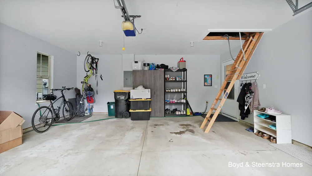 5279 Fawn Creek Drive SW Wyoming City, MI 49418