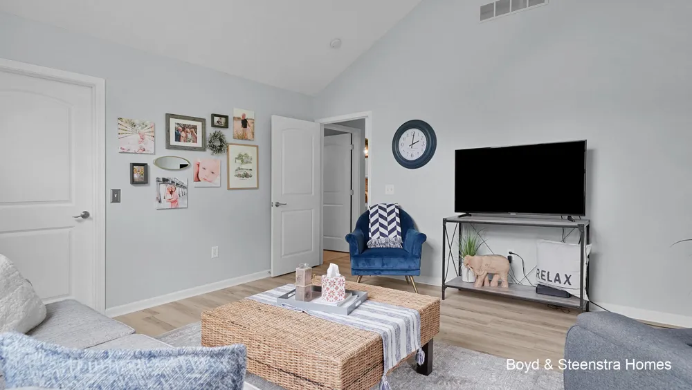 5279 Fawn Creek Drive SW Wyoming City, MI 49418