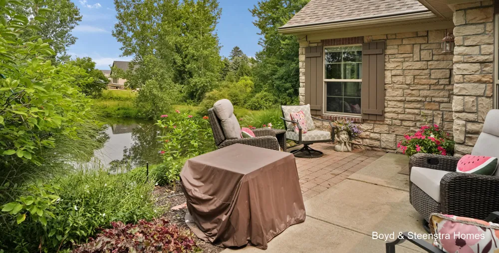 5279 Fawn Creek Drive SW Wyoming City, MI 49418