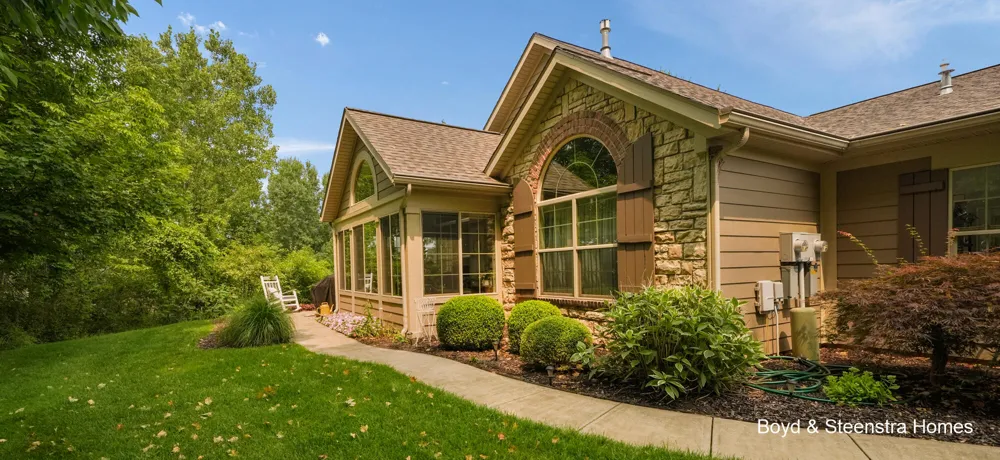 5279 Fawn Creek Drive SW Wyoming City, MI 49418