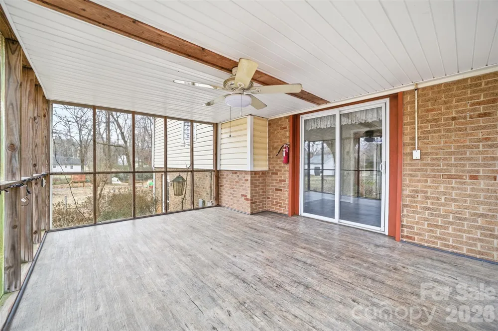4709 Oakwood Circle Gastonia, NC 28056