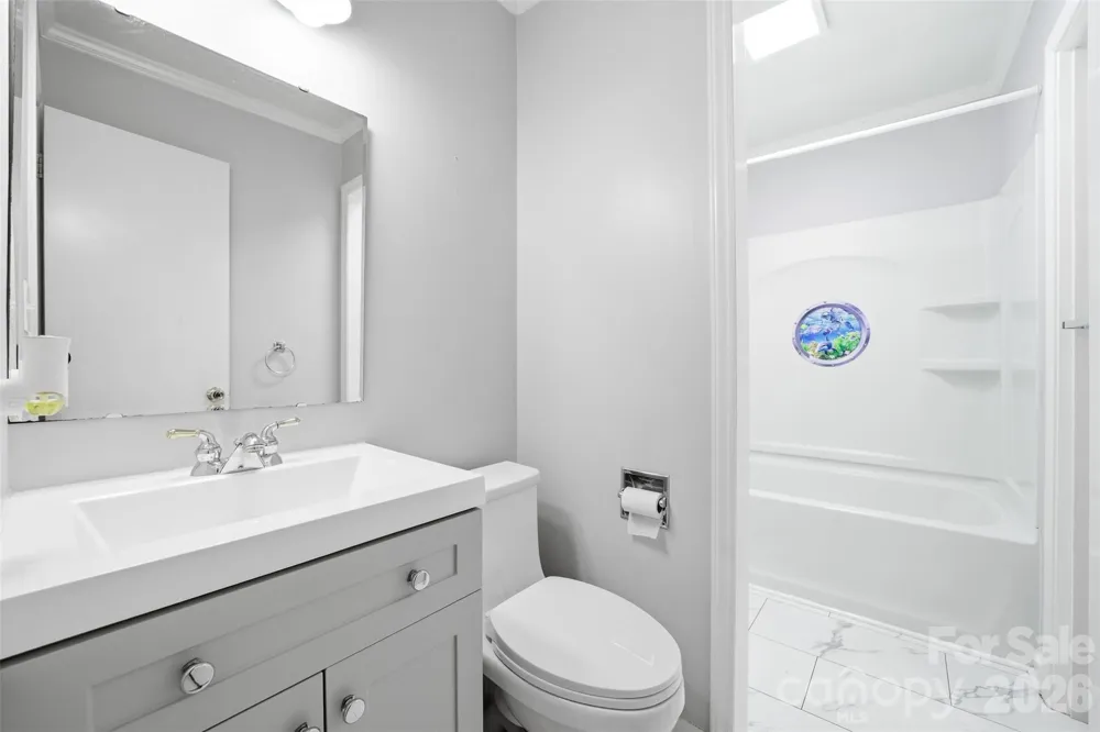 4709 Oakwood Circle Gastonia, NC 28056