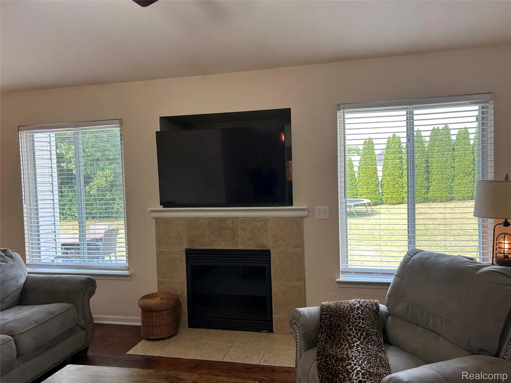 8074 Bradbury Lane Mundy Township, MI 48439