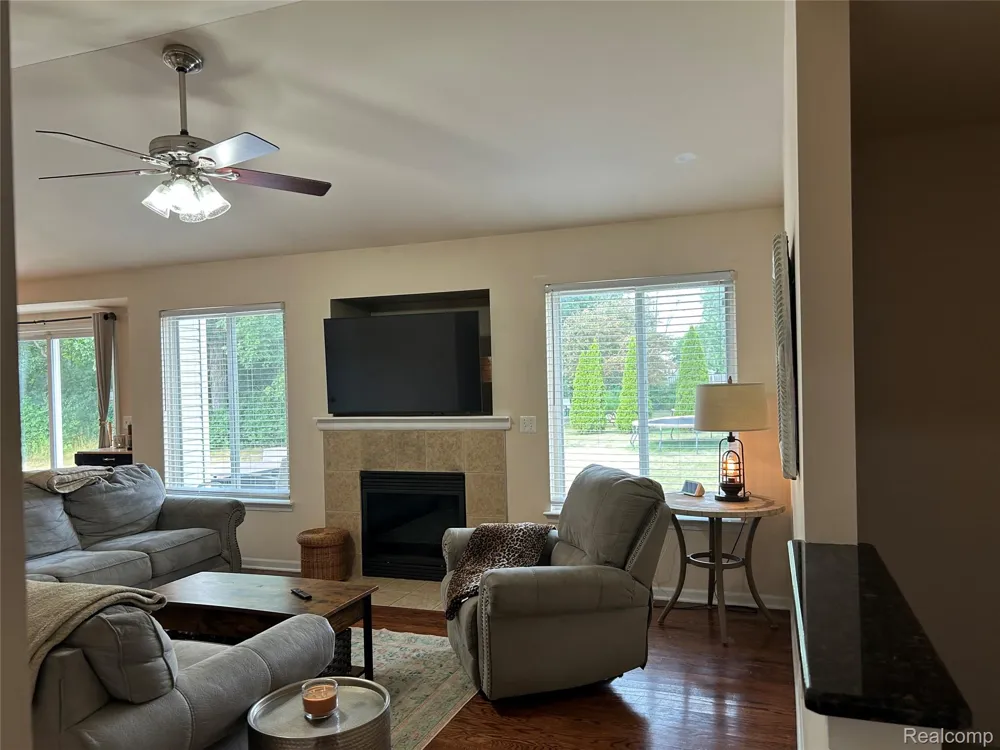 8074 Bradbury Lane Mundy Township, MI 48439