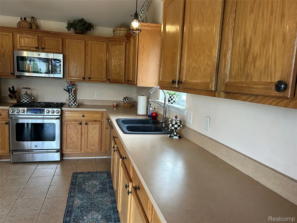 8074 Bradbury Lane Mundy Township, MI 48439