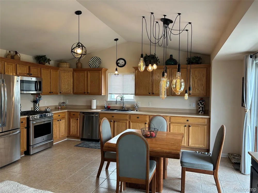 8074 Bradbury Lane Mundy Township, MI 48439