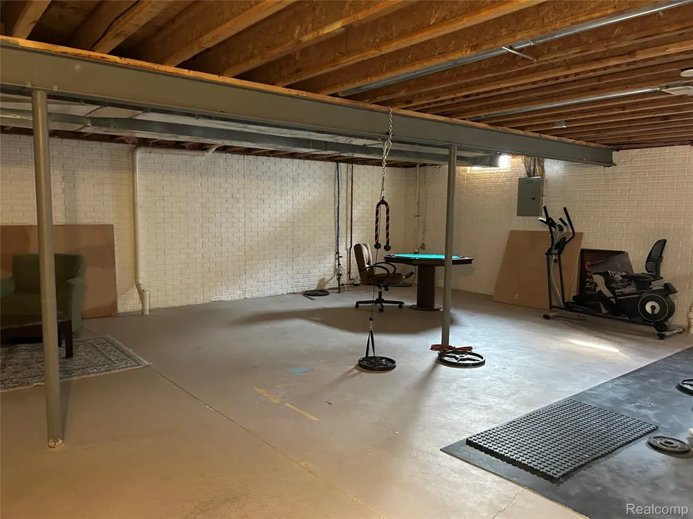 8074 Bradbury Lane Mundy Township, MI 48439
