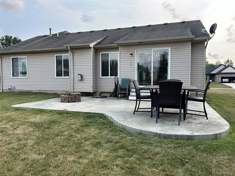 8074 Bradbury Lane Mundy Township, MI 48439