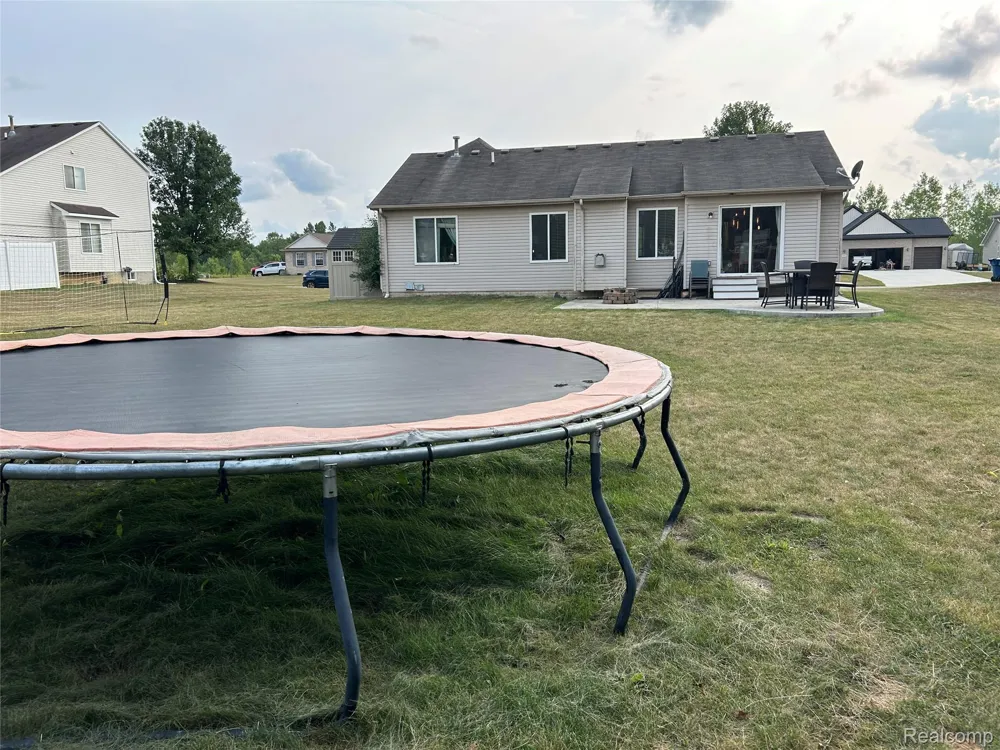 8074 Bradbury Lane Mundy Township, MI 48439