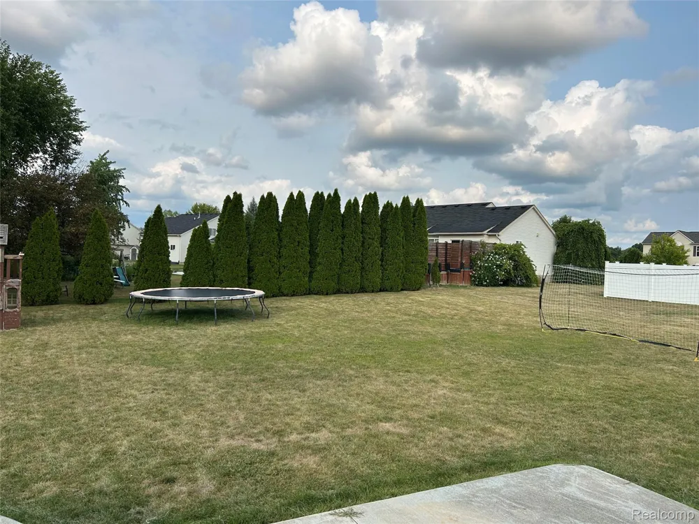 8074 Bradbury Lane Mundy Township, MI 48439