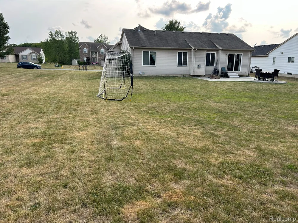 8074 Bradbury Lane Mundy Township, MI 48439