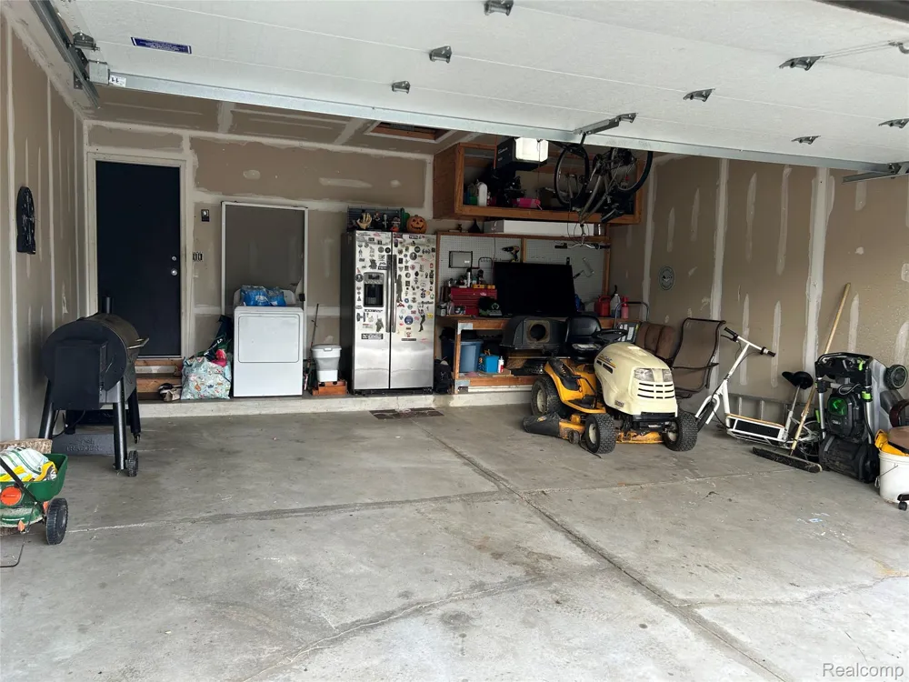 8074 Bradbury Lane Mundy Township, MI 48439
