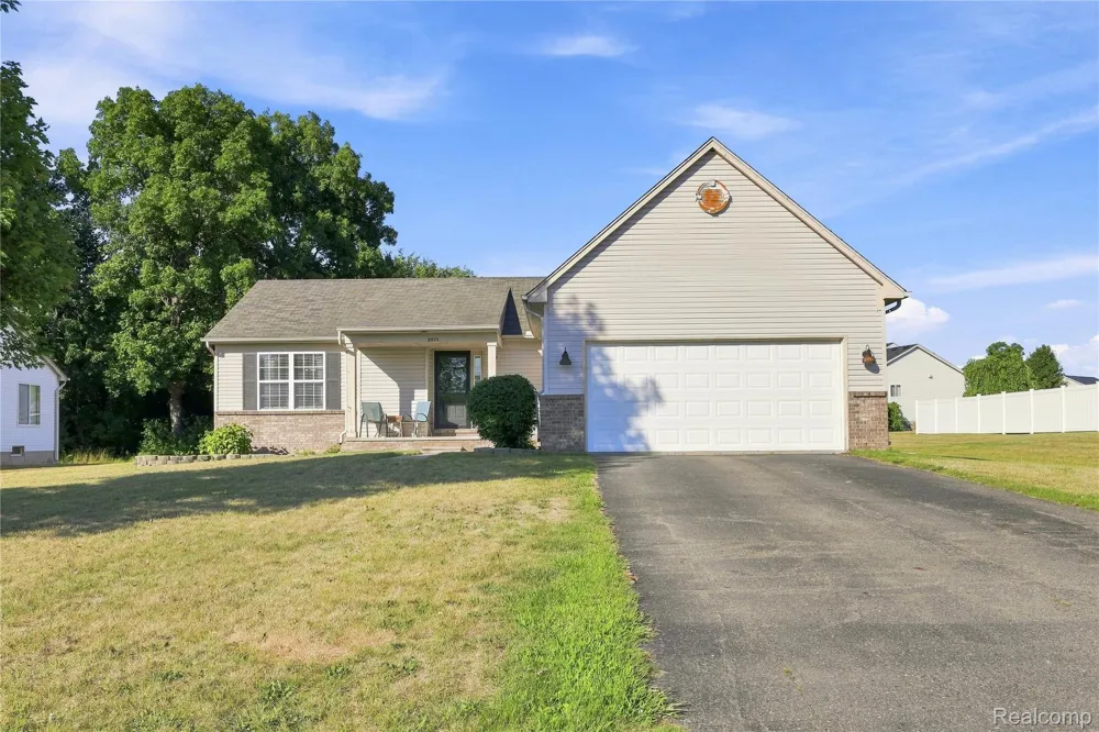 8074 Bradbury Lane Mundy Township, MI 48439