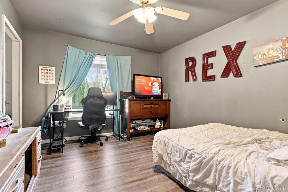 8074 Bradbury Lane Mundy Township, MI 48439