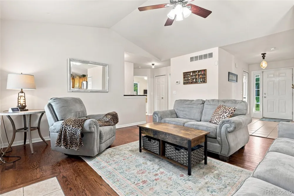 8074 Bradbury Lane Mundy Township, MI 48439