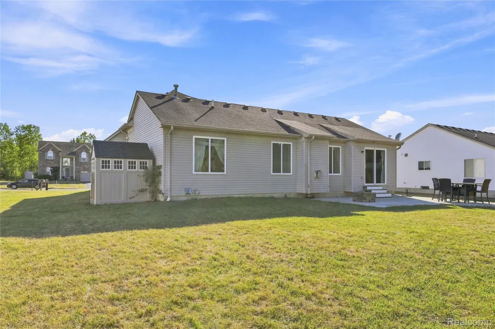 8074 Bradbury Lane Mundy Township, MI 48439