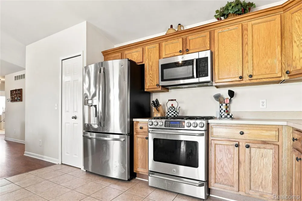 8074 Bradbury Lane Mundy Township, MI 48439