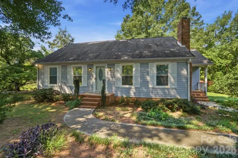 2818 Castlebrook Drive