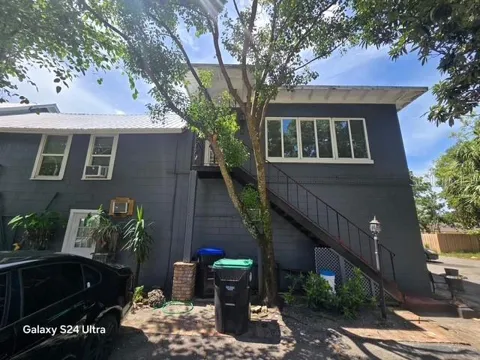 7306 EARLWOOD AVENUE #5