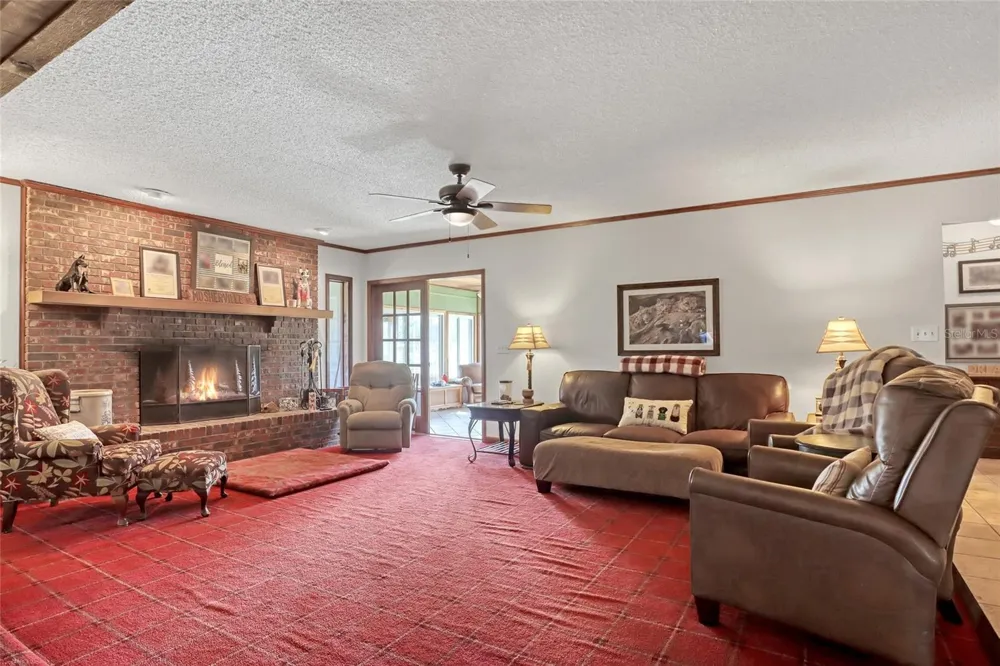 5005 HIGHWAY 1 Mims, FL 32754