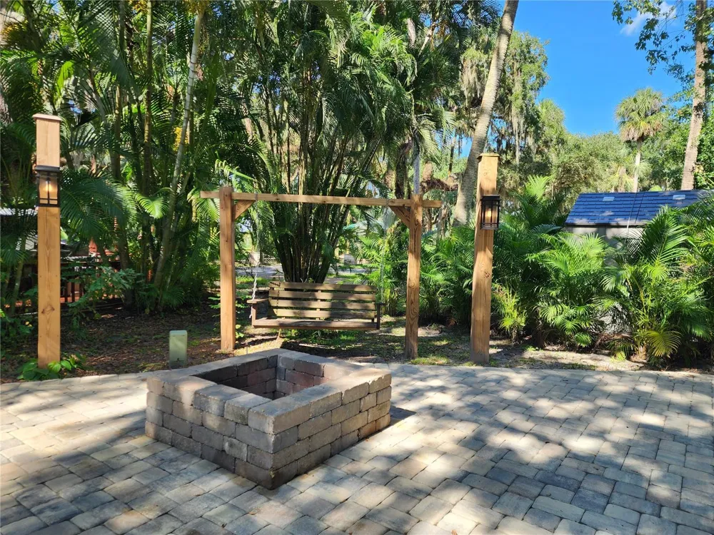 316 ROAN (GATOR ALLEY) ROAD River Ranch, FL 33867