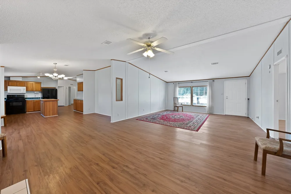 212 Ponderosa Lane Burleson, TX 76028