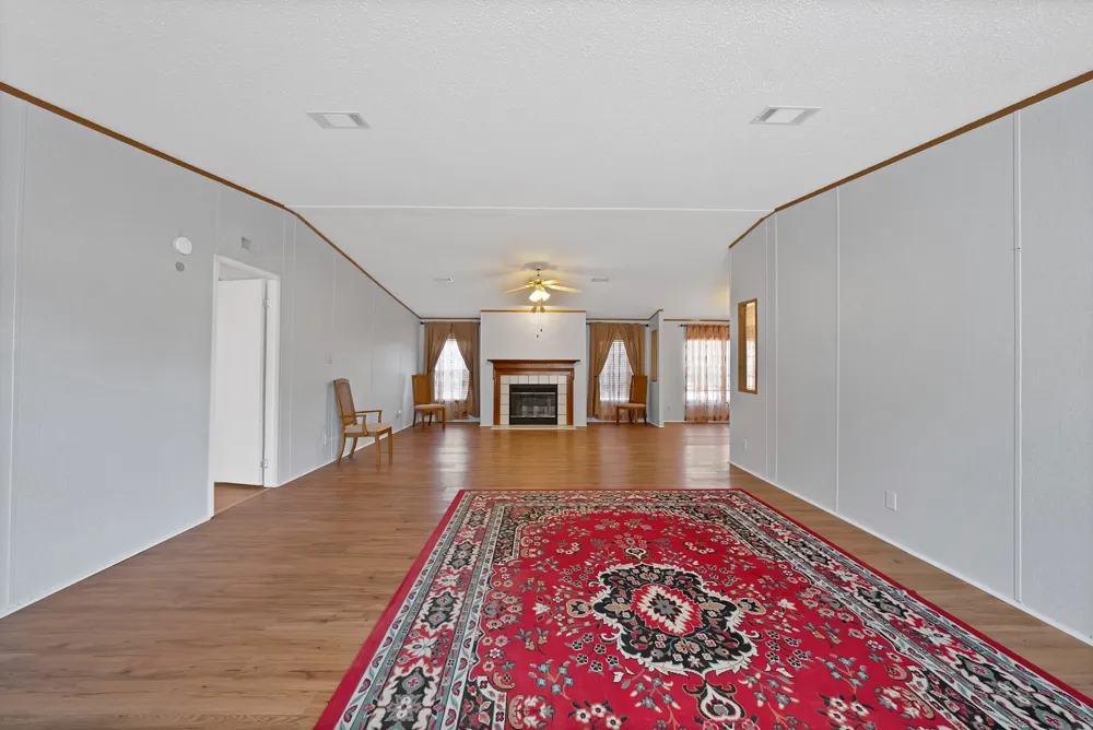 212 Ponderosa Lane Burleson, TX 76028