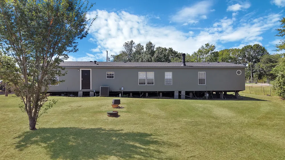 212 Ponderosa Lane Burleson, TX 76028