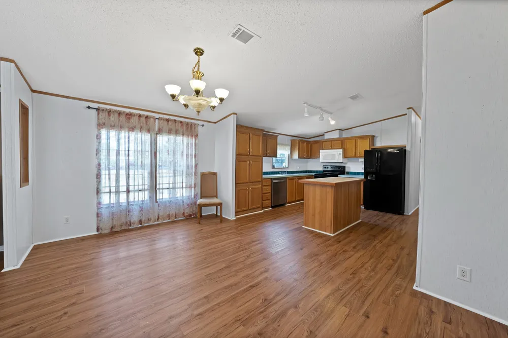 212 Ponderosa Lane Burleson, TX 76028