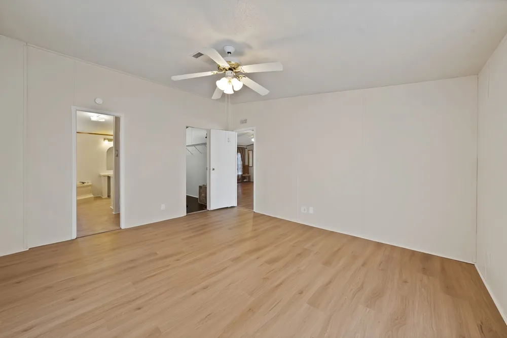 212 Ponderosa Lane Burleson, TX 76028