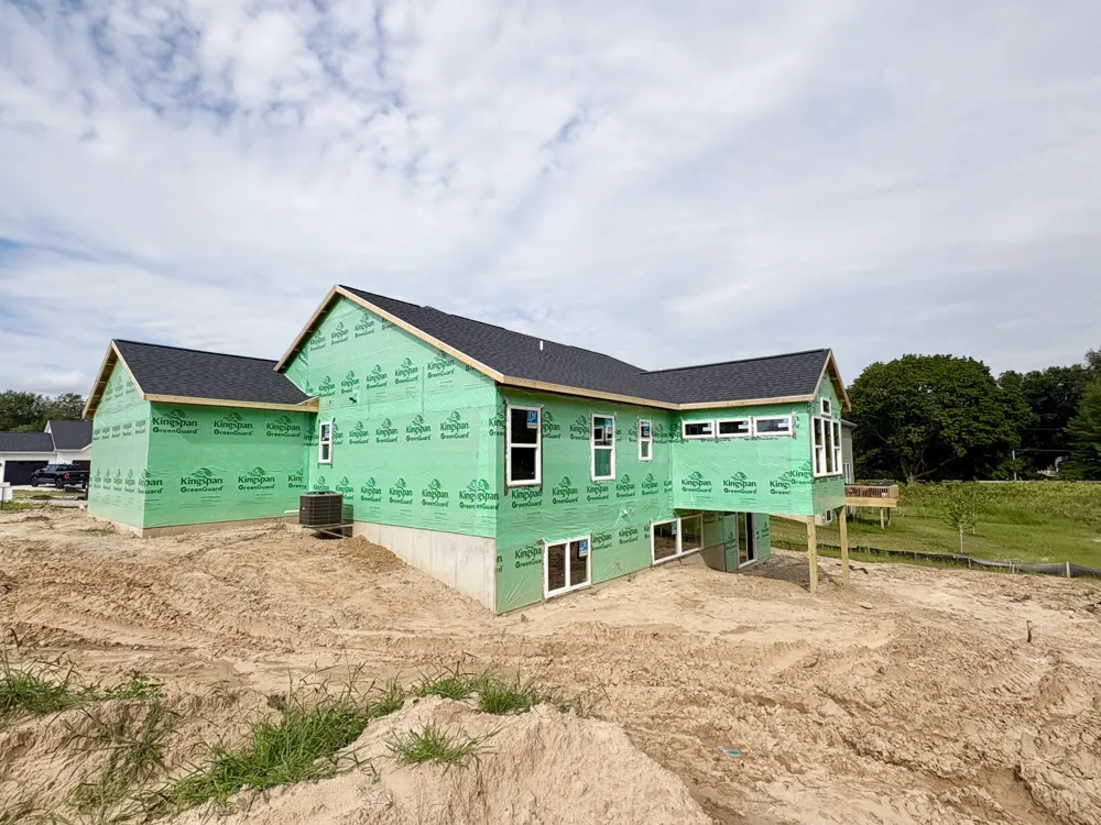 8332 Kettle Oak Drive SE Alto, MI 49302